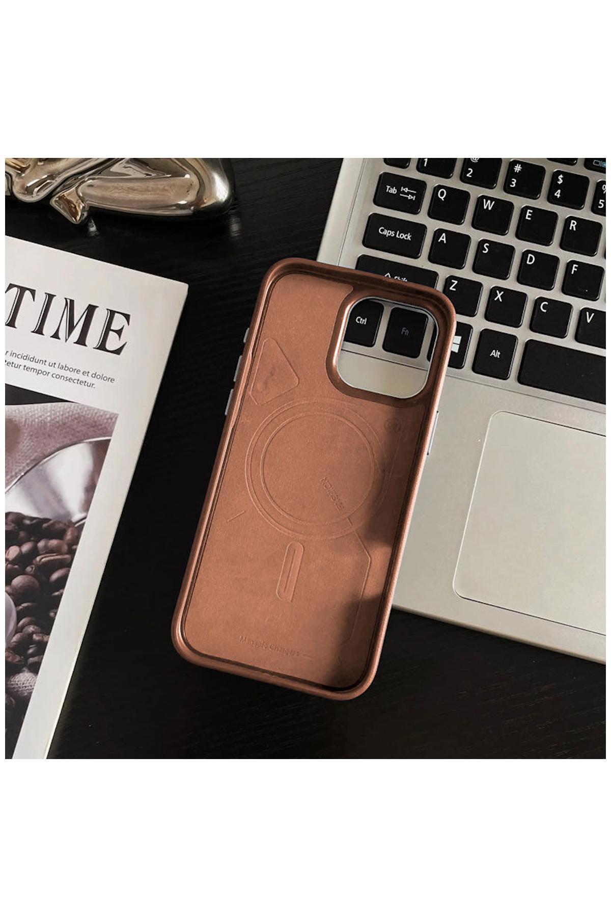 Apple iPhone 16 Pro Uyumlu Kılıf Arvento Elite Deri Kılıf Kahverengi