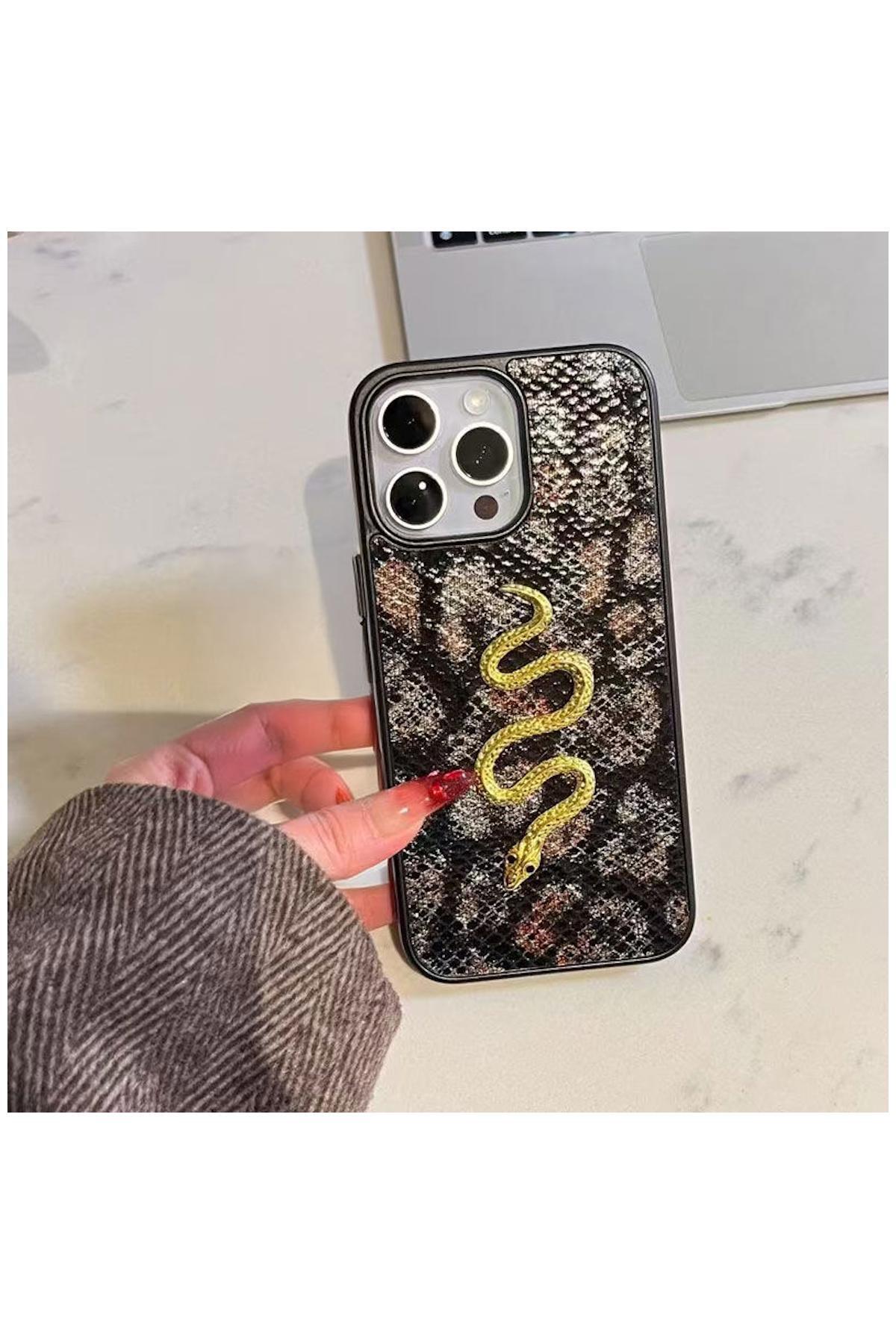 Apple iPhone 16 Pro Uyumlu Kılıf Zebana Golden Serpent Silikon Kılıf