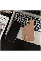 Apple iPhone 16 Pro Uyumlu Kılıf Arvento Elite Deri Kılıf Kahverengi