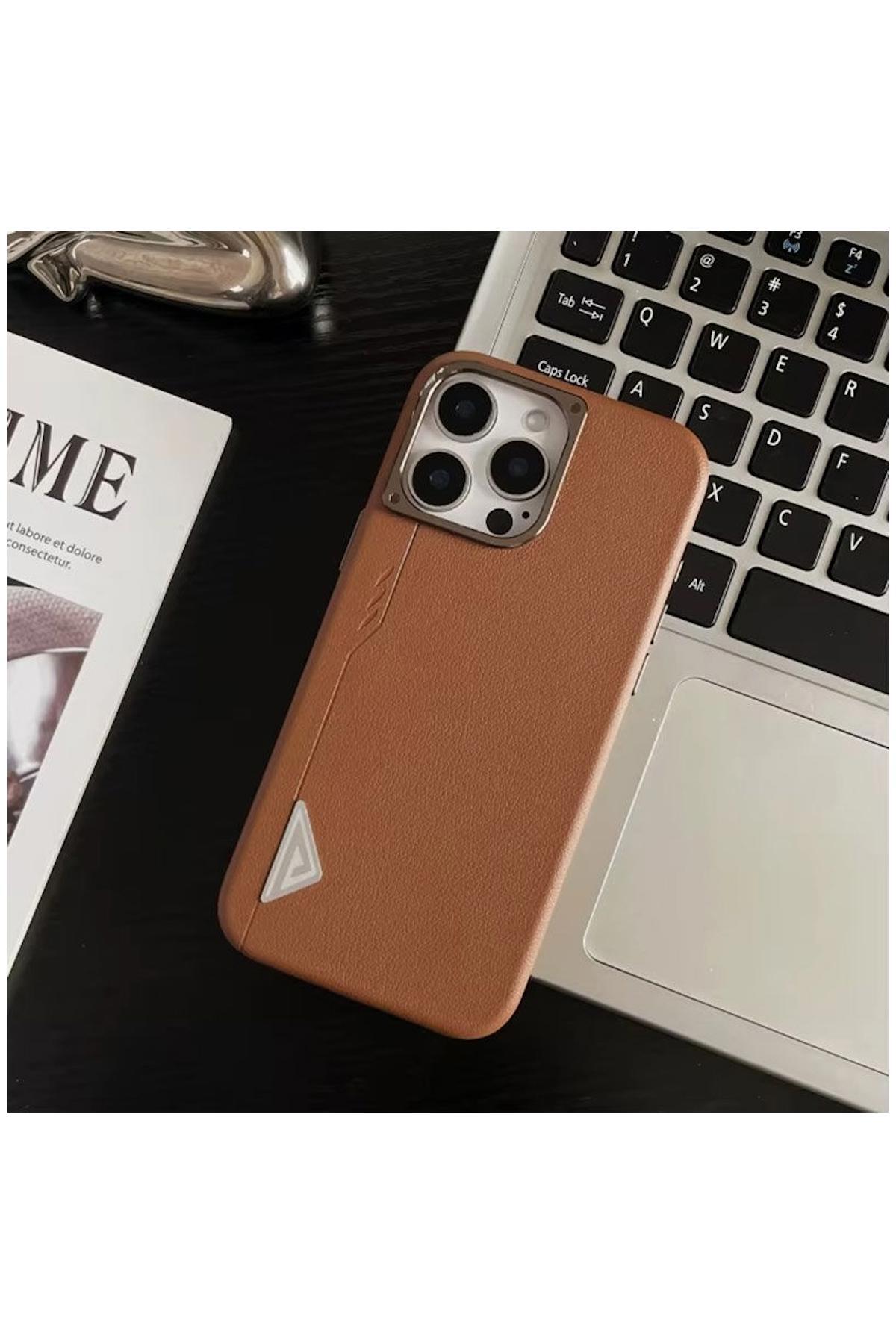 Apple iPhone 16 Pro Uyumlu Kılıf Arvento Elite Deri Kılıf Kahverengi